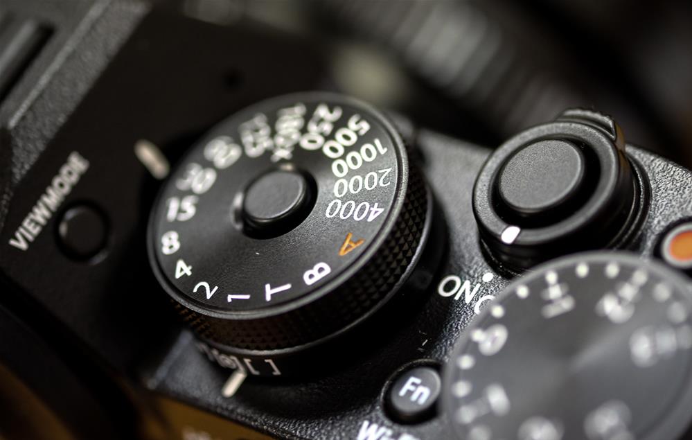 INTRODUCTION TO YOUR CAMERA